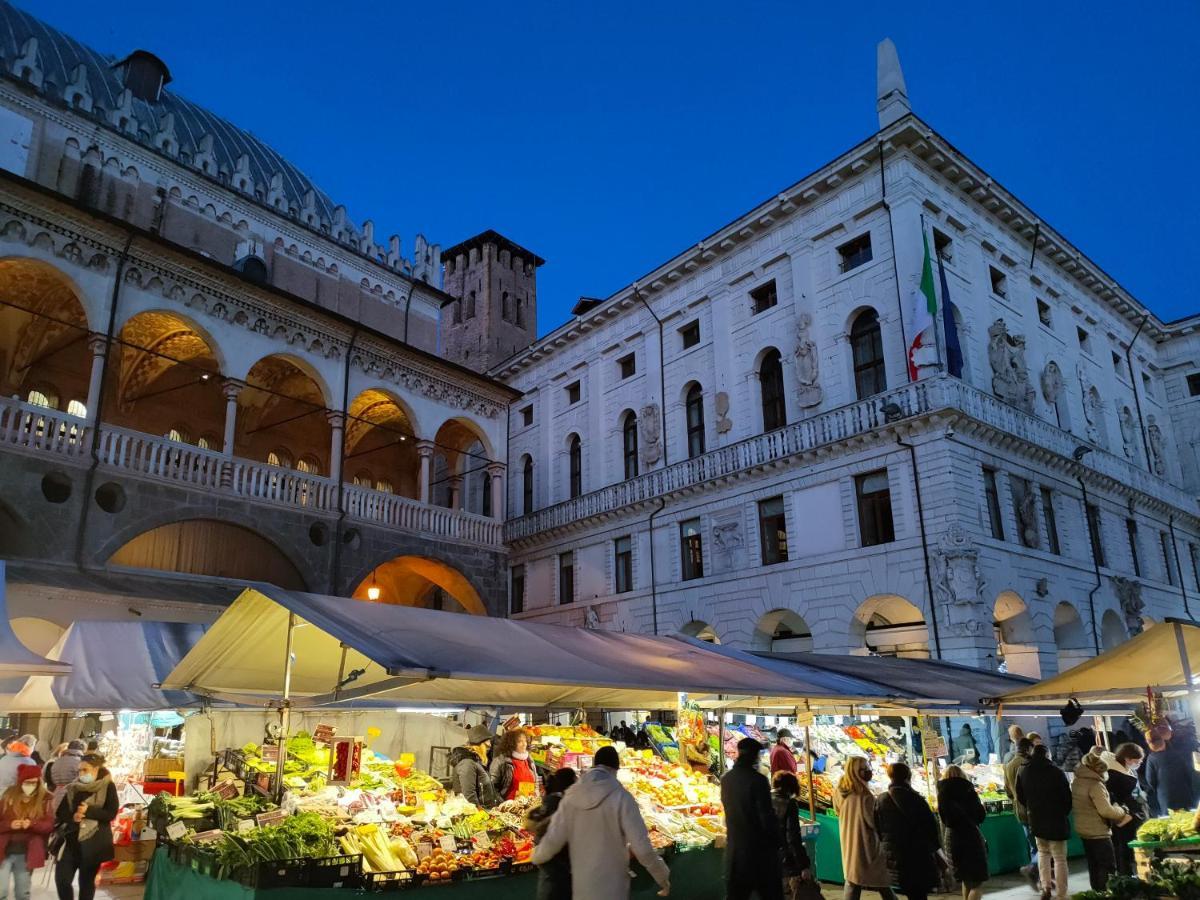 Апартаменты Officine Cavour Piazza Cavour Падуя Экстерьер фото