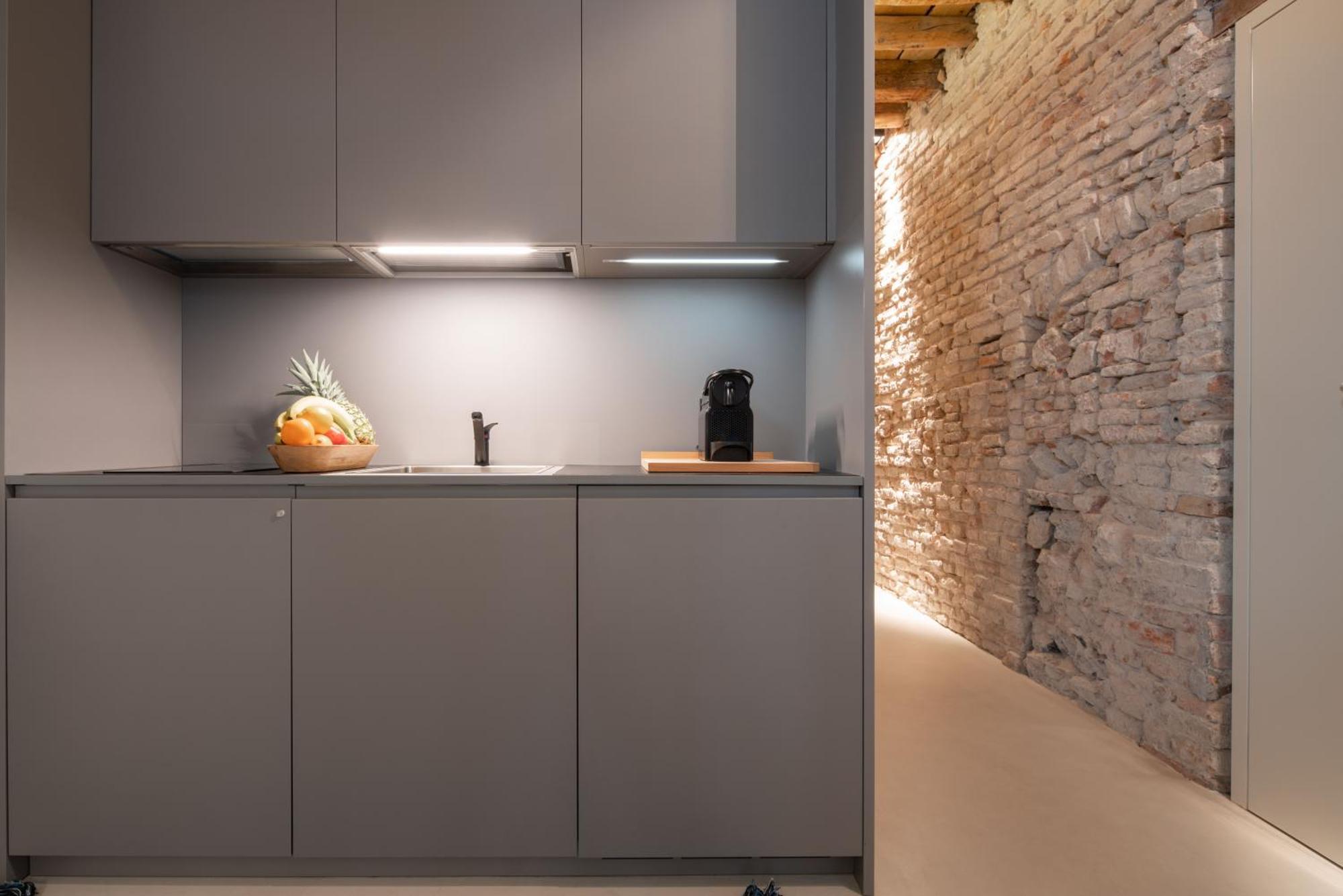 Апартаменты Officine Cavour Piazza Cavour Падуя Экстерьер фото